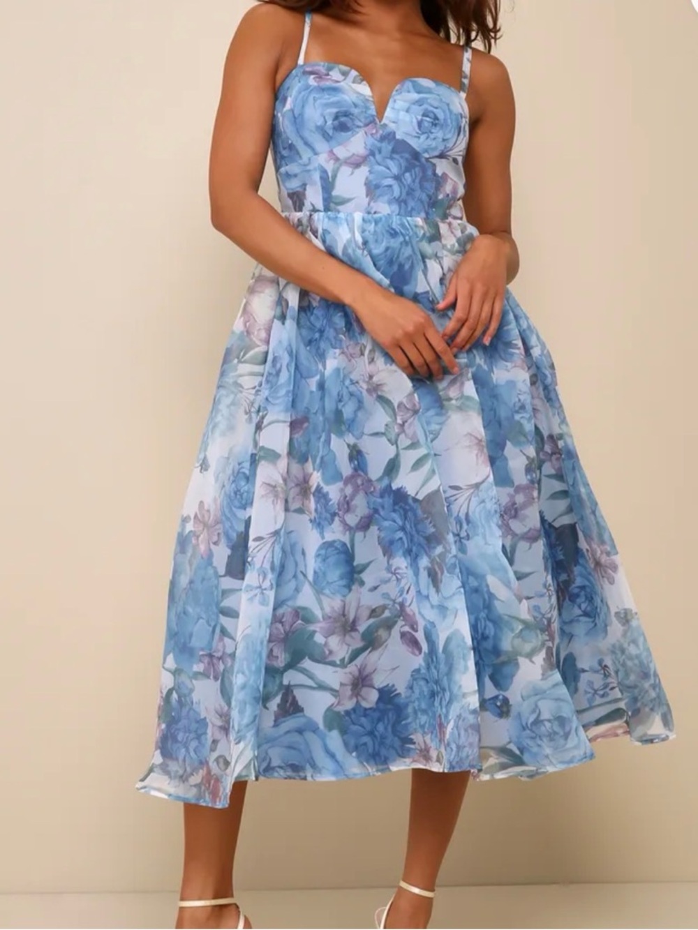 NWT Lulu's Blue Floral Cherished Aura Dress